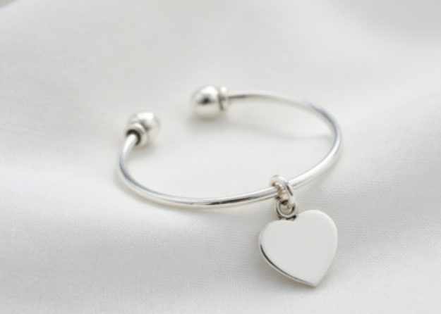 silver plated heart charm bracelet
