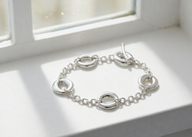 silver plated hollow toggle bracelet